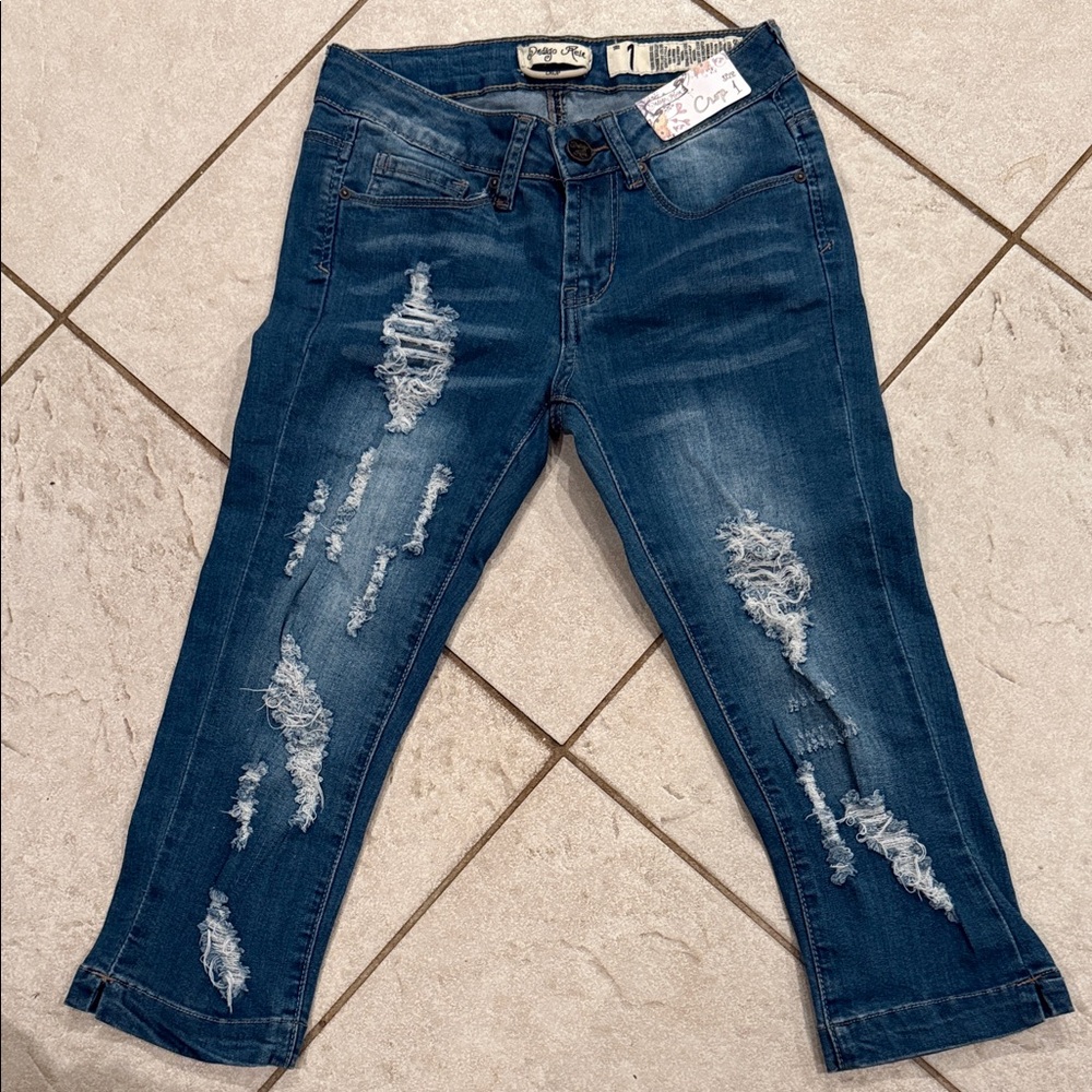 Indigo Rein Distressed Dark Blue Cropped Jeans. Waist 14-15” Rise 8”. Inseam 19”